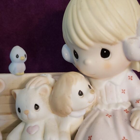 Enesco Precious Moments "There's Always Room For a New Friend" (CC550060) - Picture 5 of 7